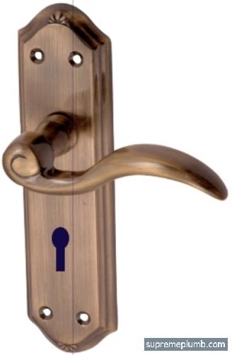 Windsor Lever Lock Antique Brass
